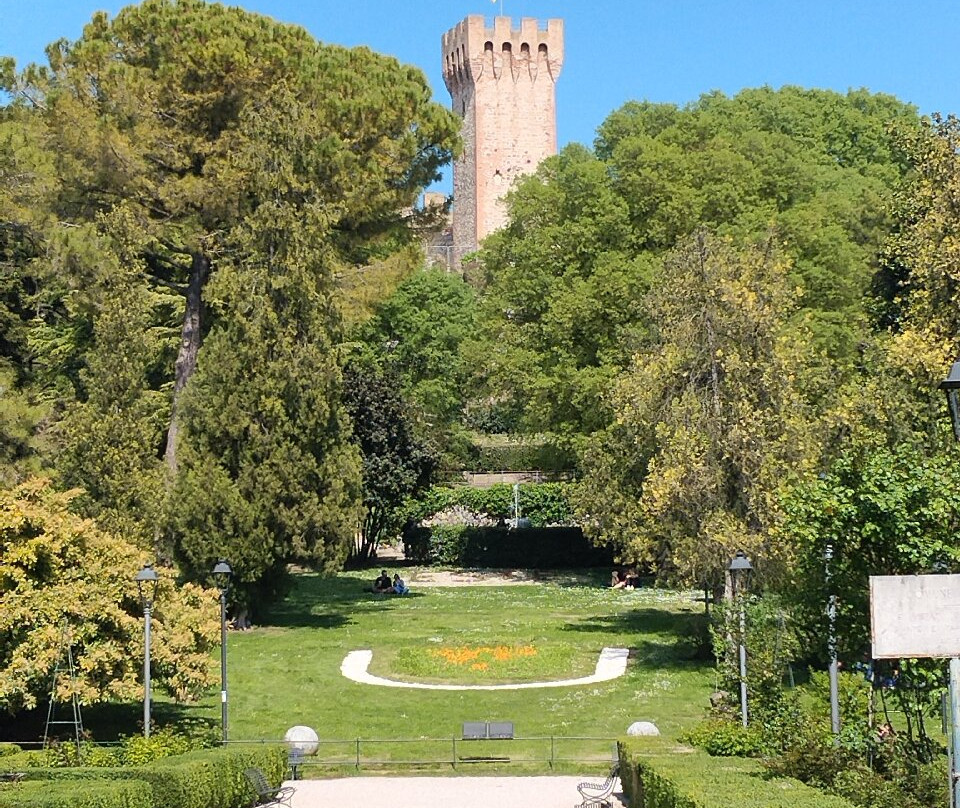 Castello Carrarese-Este必去景点