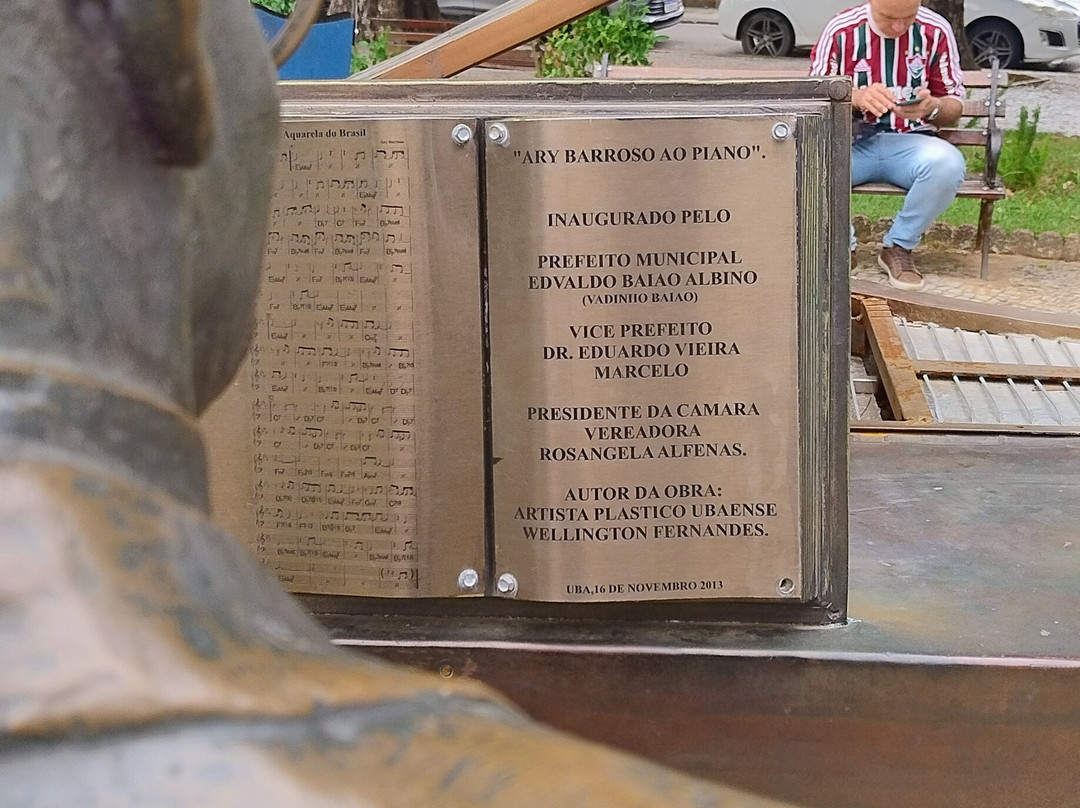 Praça São Januario-Uba必去景点