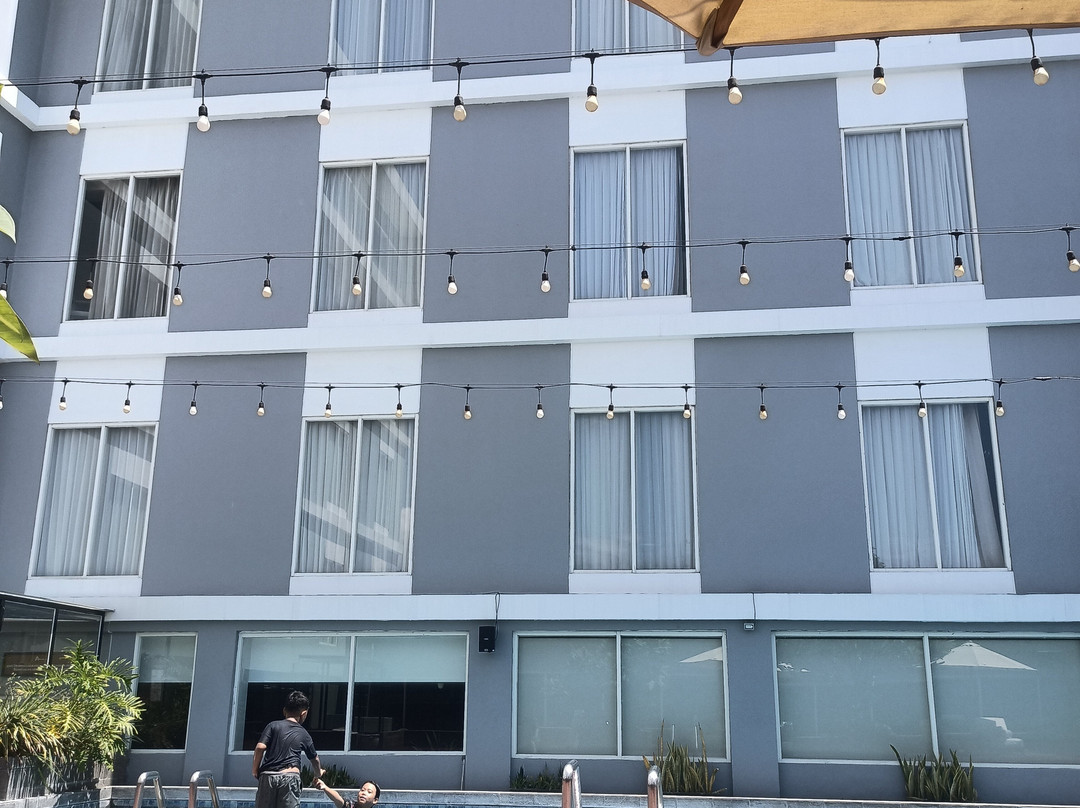 巴苏鲁安登高高级酒店主图