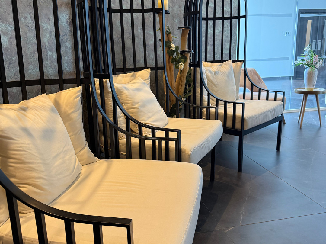 Chrysomare Beach Hotel and Resort主图