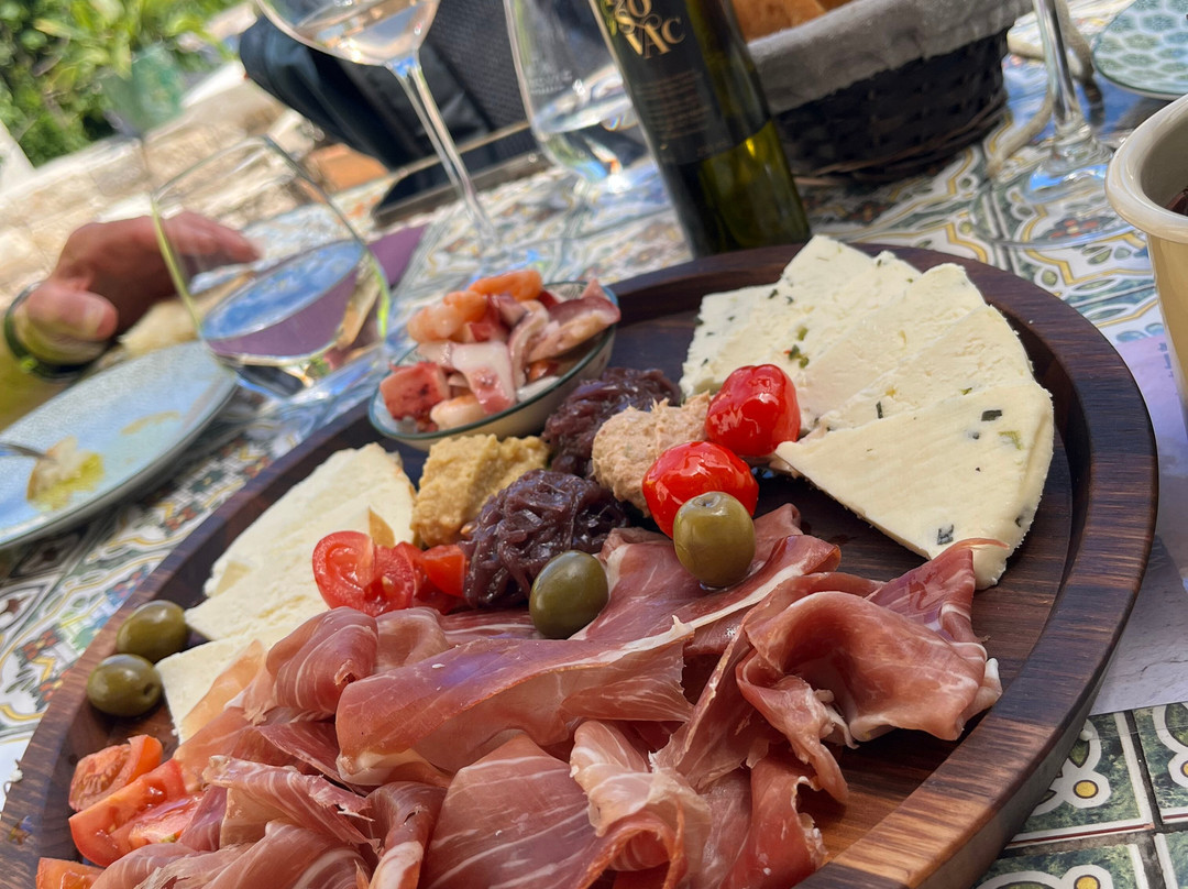 Tasovac winery-Zrnovo必去景点