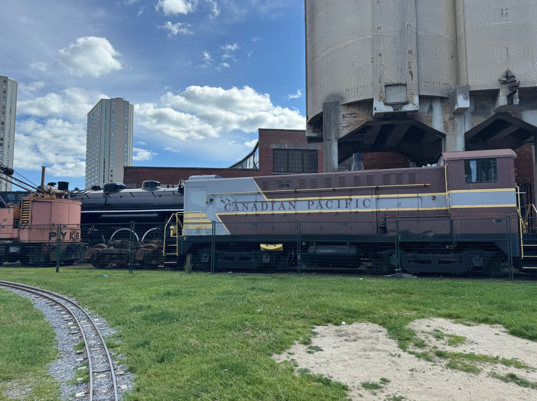Historic RailPark & Train Museum-鲍灵格林必去景点