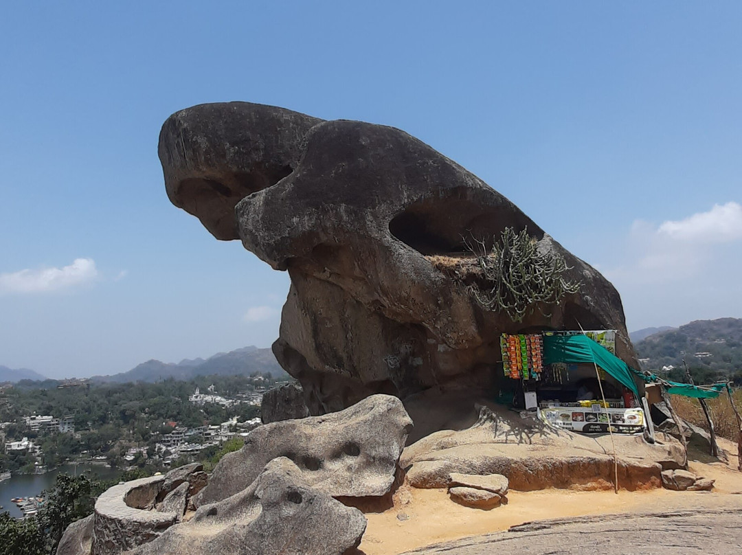 Toad Rock Mount Abu Rajesthan-阿布山必去景点