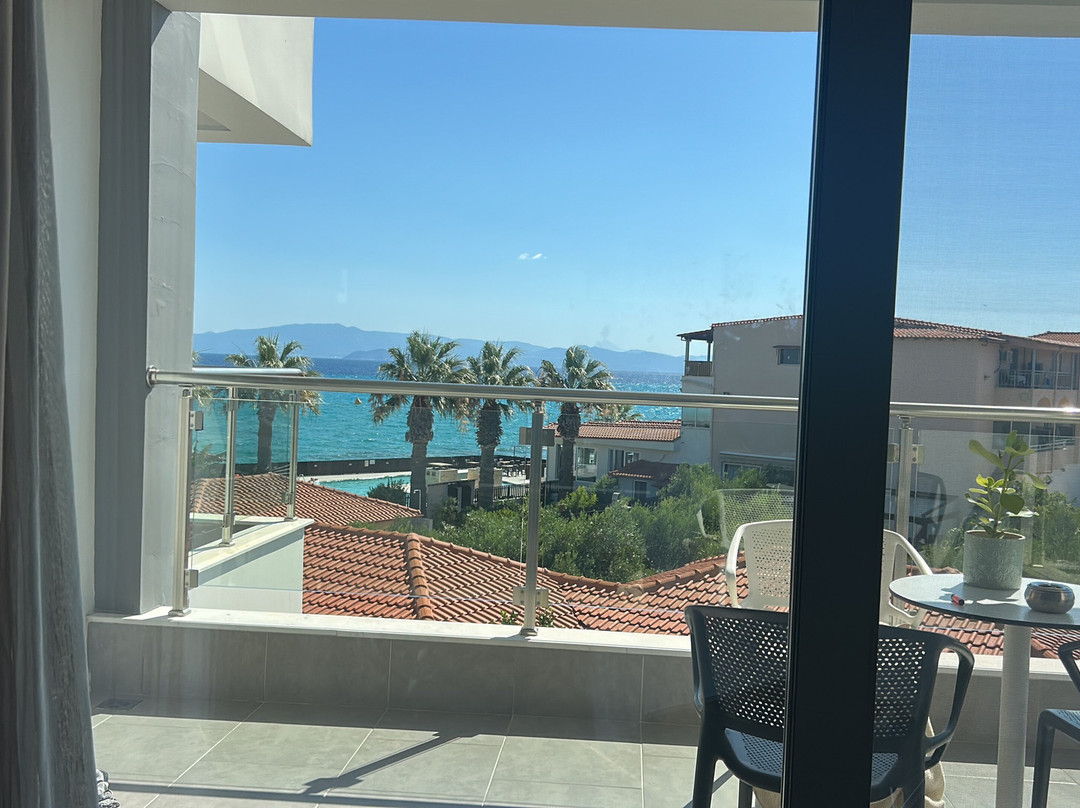 奥斯特海滨酒店主图