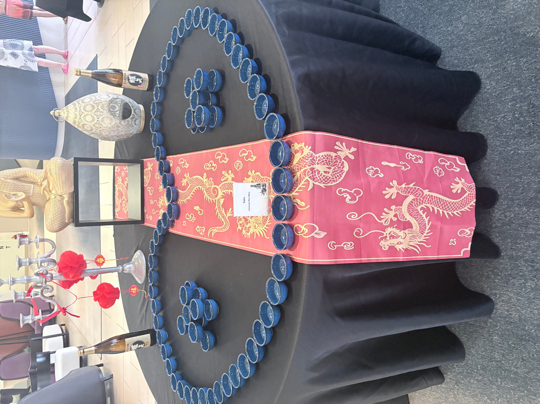密涅瓦酒店主图
