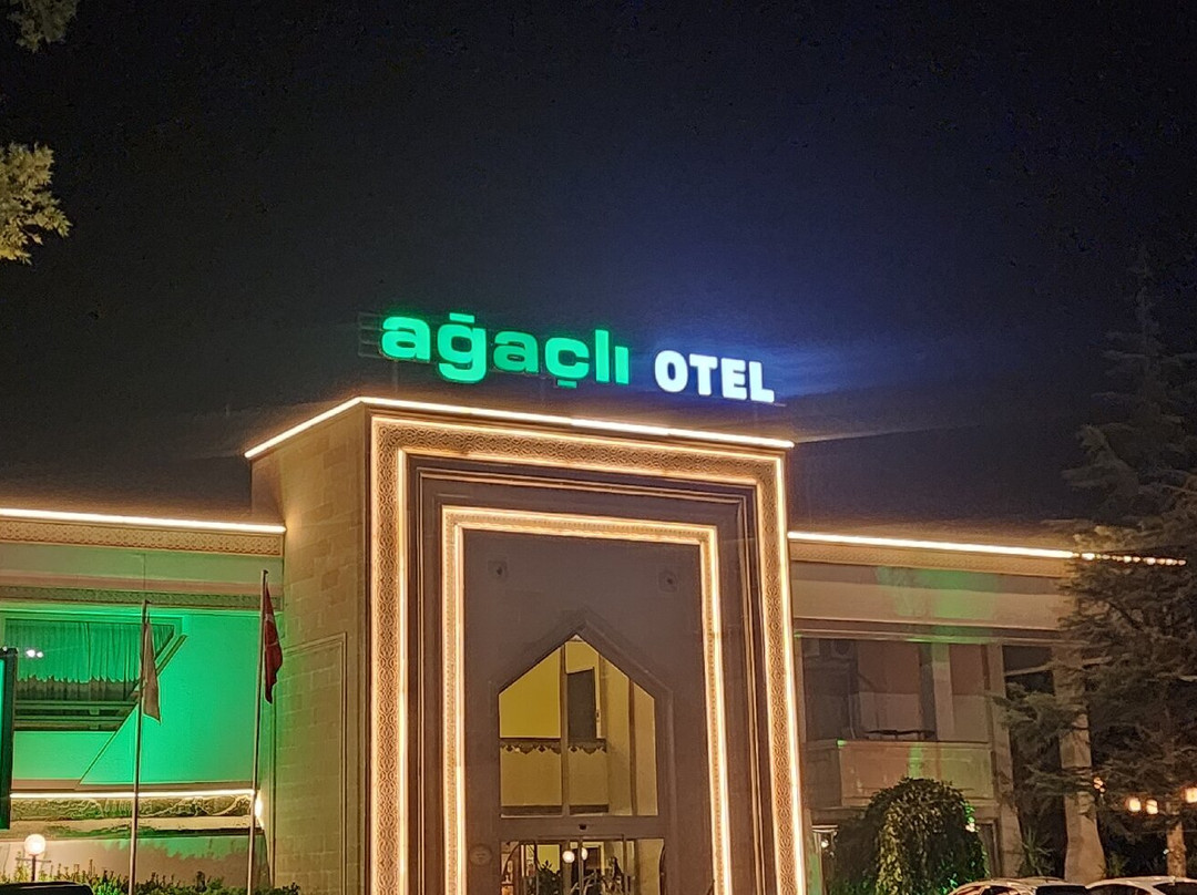 阿卡其利酒店主图
