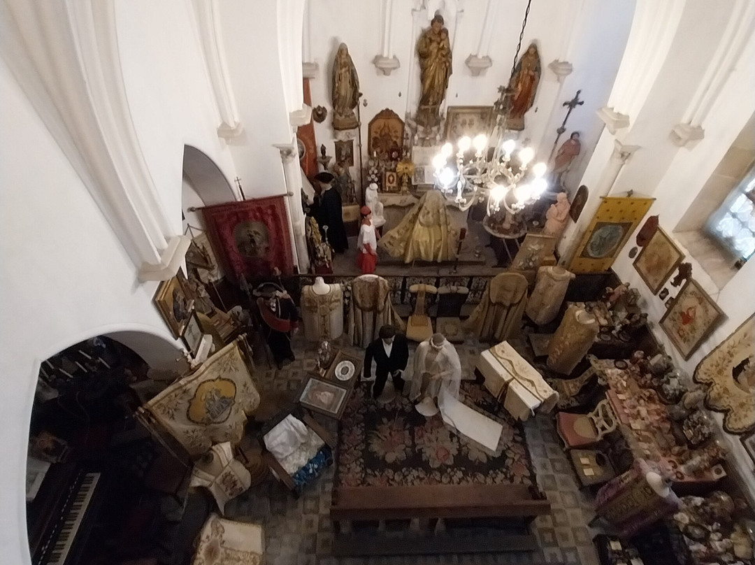 musee du costume Avallon-阿瓦隆必去景点