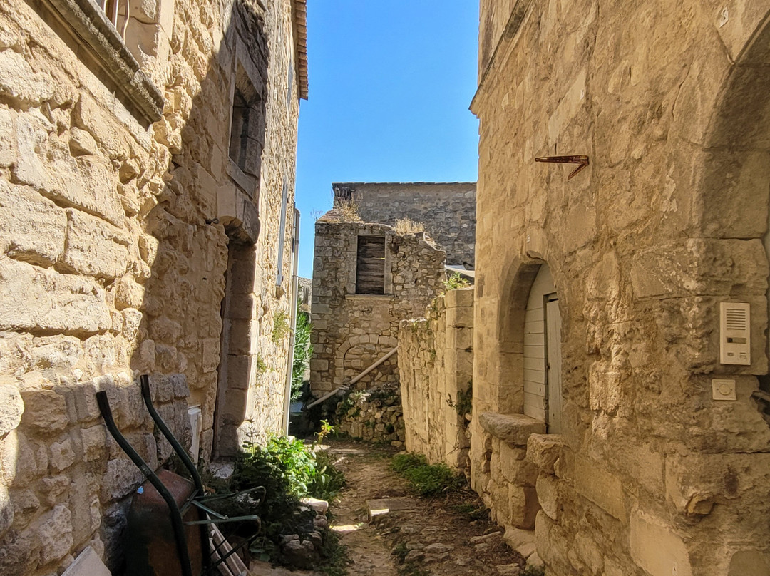 Vieux Village D'oppède-Oppede必去景点