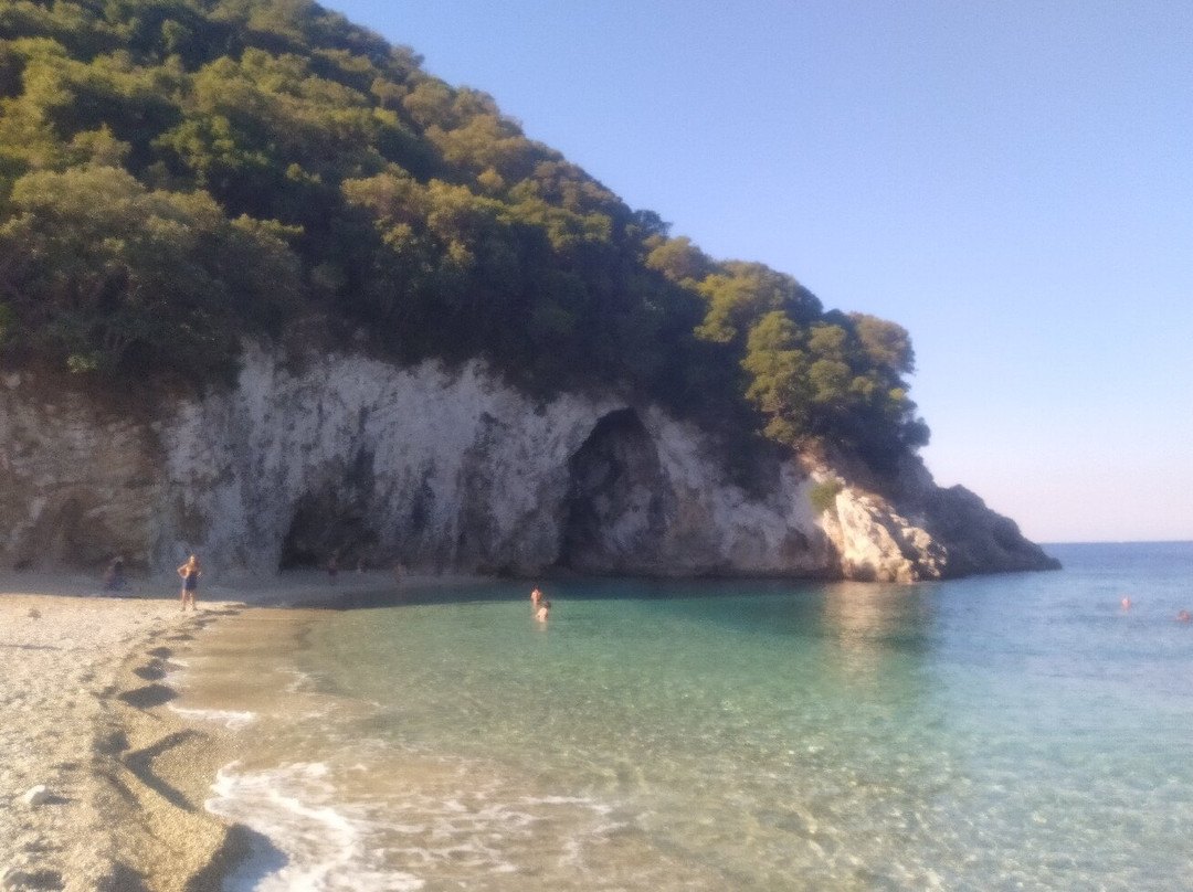 Rovinia Beach-Paleokastritsa必去景点