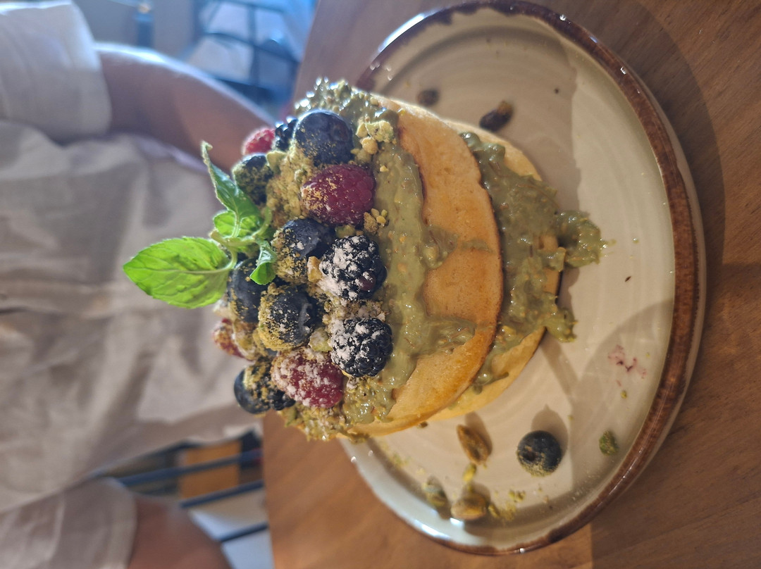 64 by Loft | Brunch, Juice & Coffee