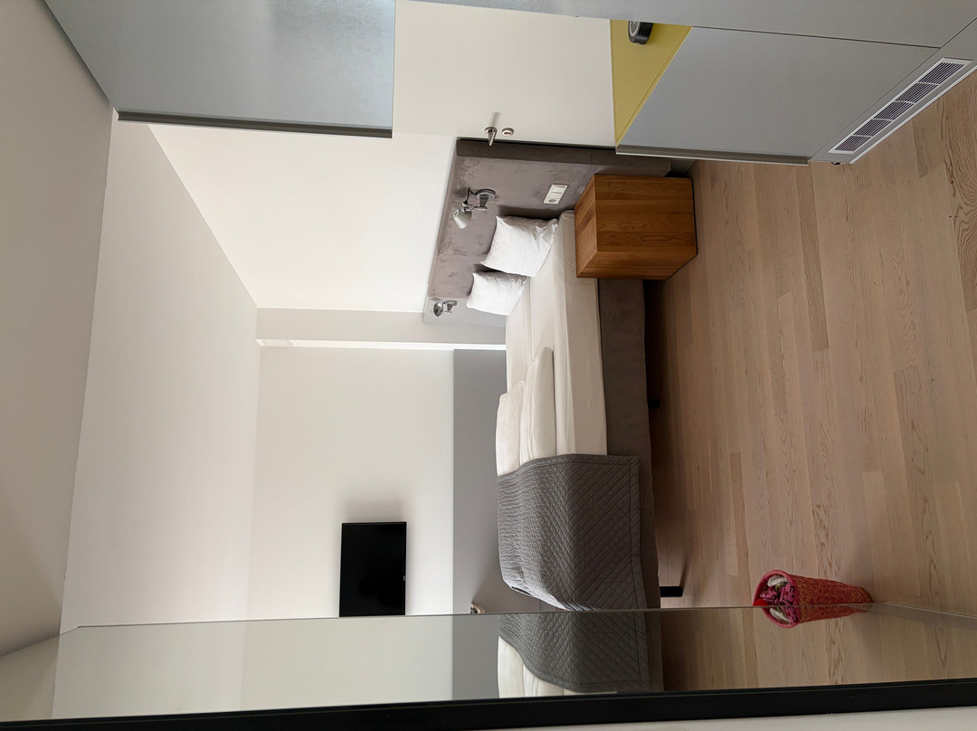 兰道马克西米利精品酒店主图