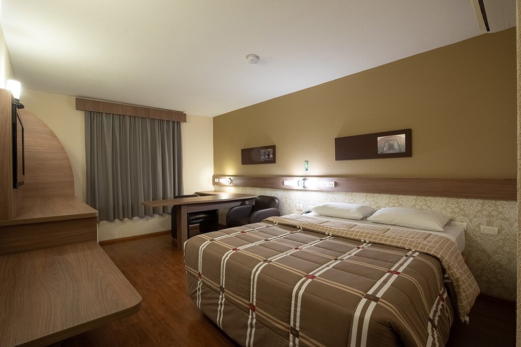 Hotel 10 Itajai-官方