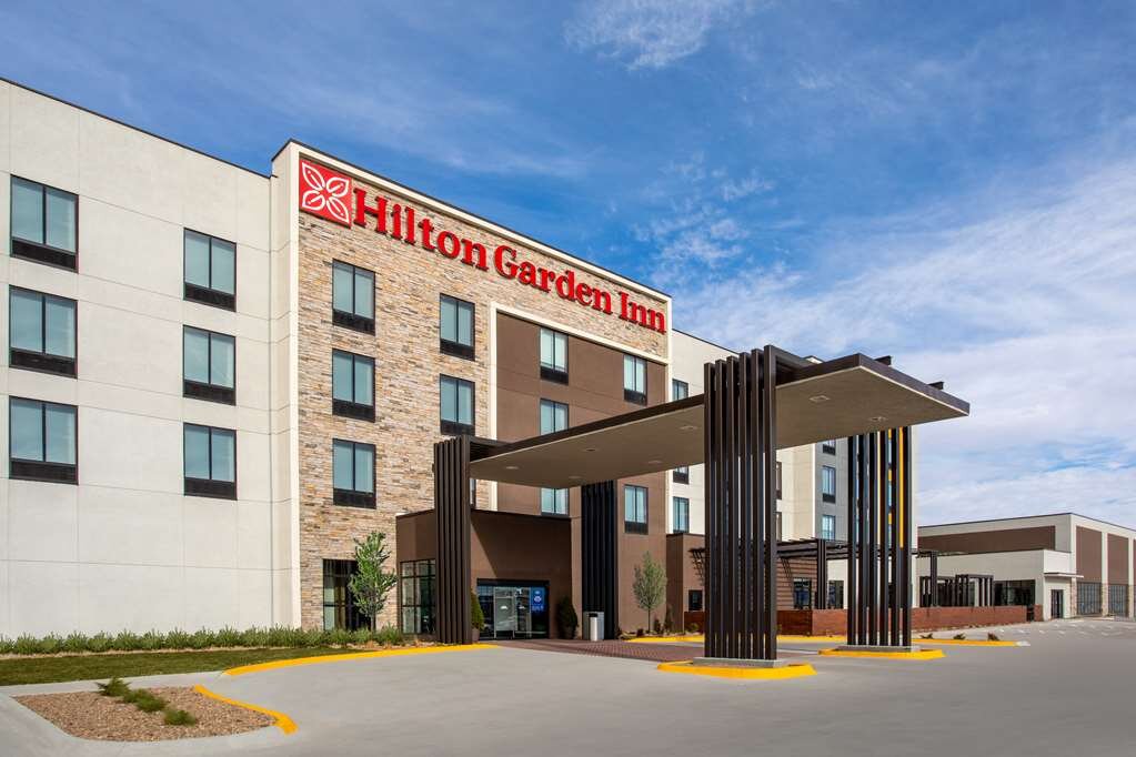Hilton Garden Inn Hays-官方