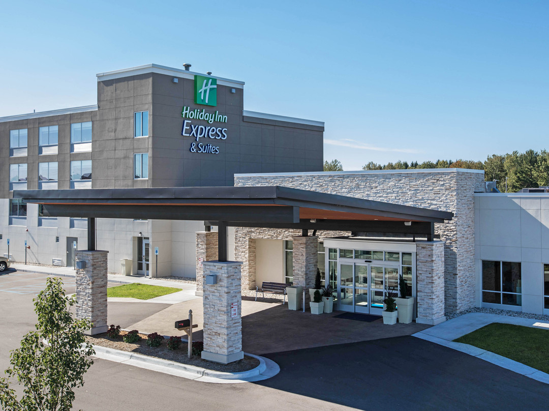 Holiday Inn Express & Suites Ludington by IHG主图
