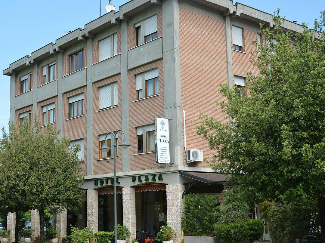 Hotel Plaza Tabiano