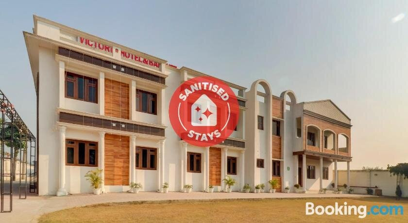 Capital O 73006 Victoria Hotel Banquets Hall And Restaurant