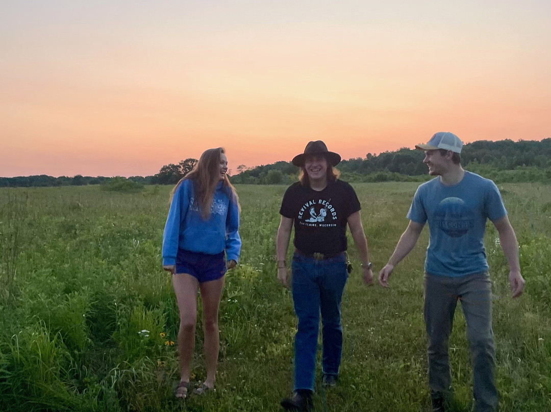 Standing Cedars State Natural Area-Osceola必去景点