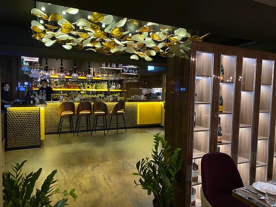 Carat Fine Indian & Mediterranean Cuisine