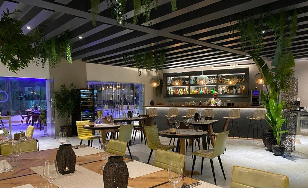 Carbone Chophouse & Bar