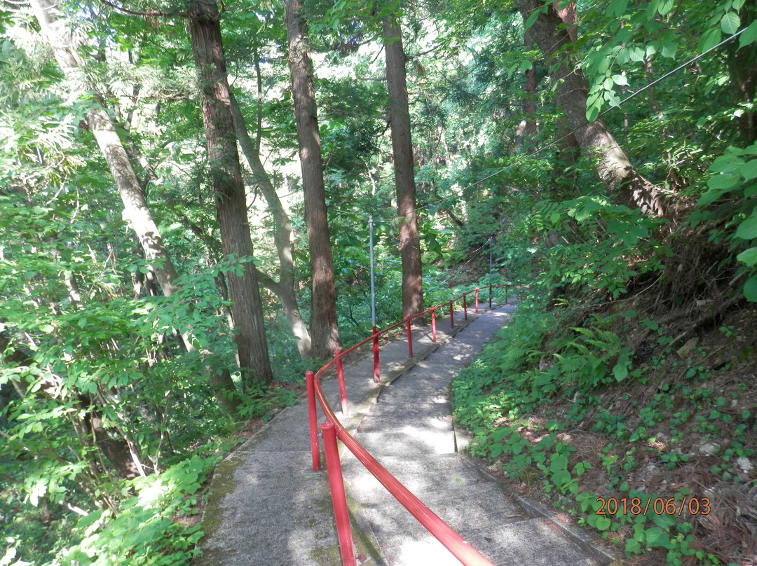 Fukuro Kannon Shirayamahime Shrine景点图片