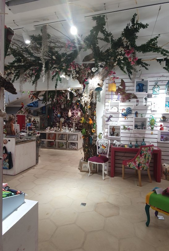 Village Artisanal de la Pointe des Châteaux-Saint Francois必去景点