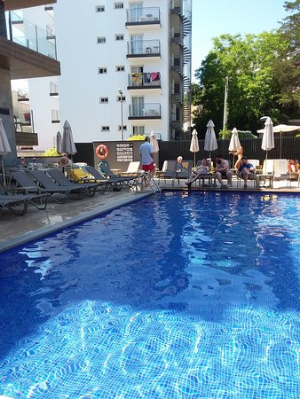 Hotel Rosamar Es Blau主图
