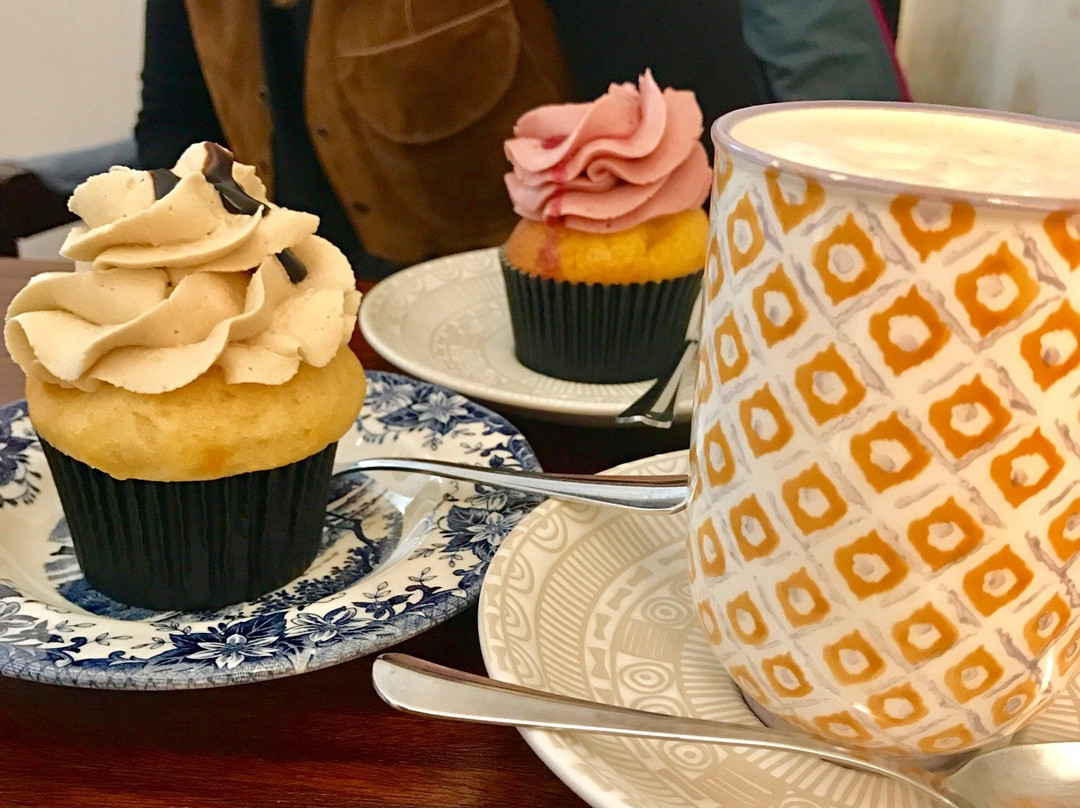 Izarra餐馆和美食-Lepic Cakes & Coffee