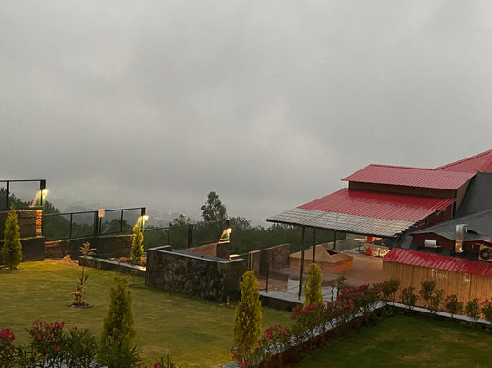 Tiaraa Jujurana Resort And Spa