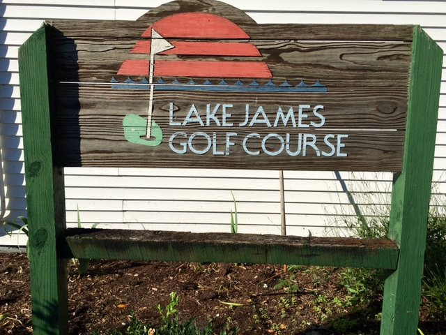 Lake James Golf Club景点图片