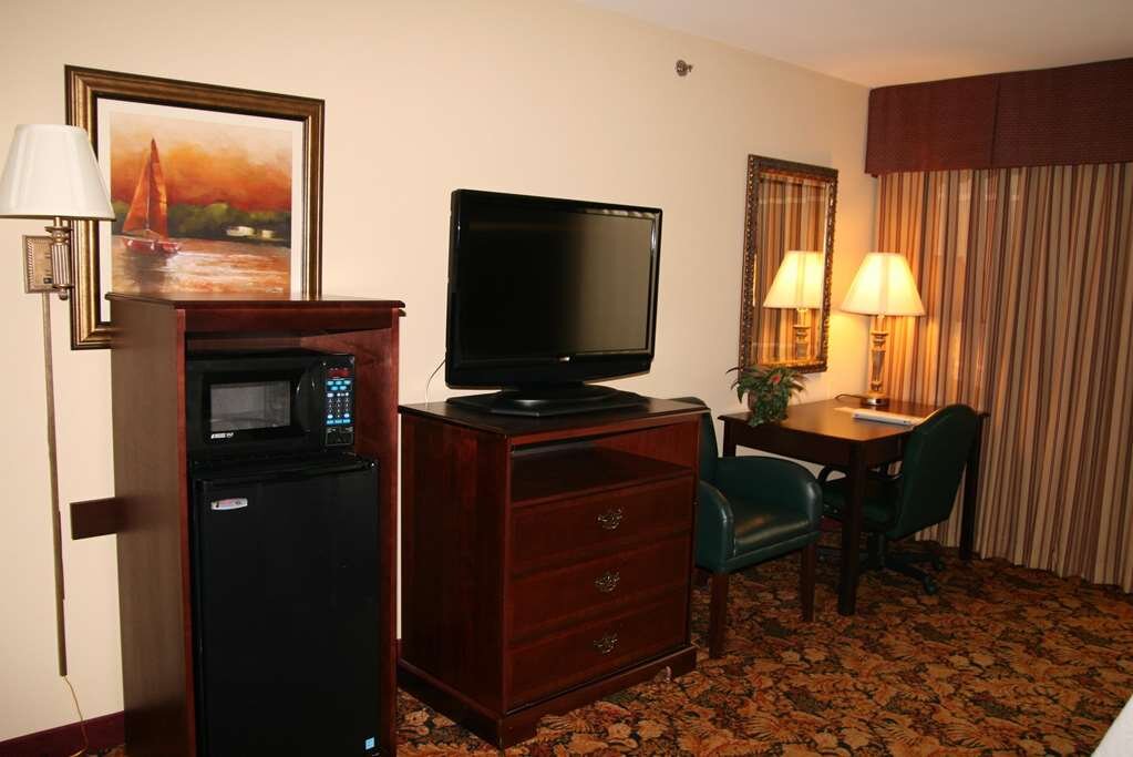 Hampton Inn & Suites Del Rio-官方