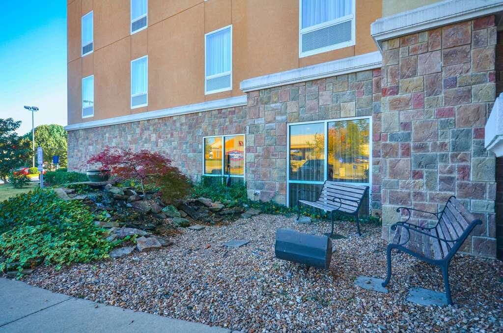 Hampton Inn Bryant主图