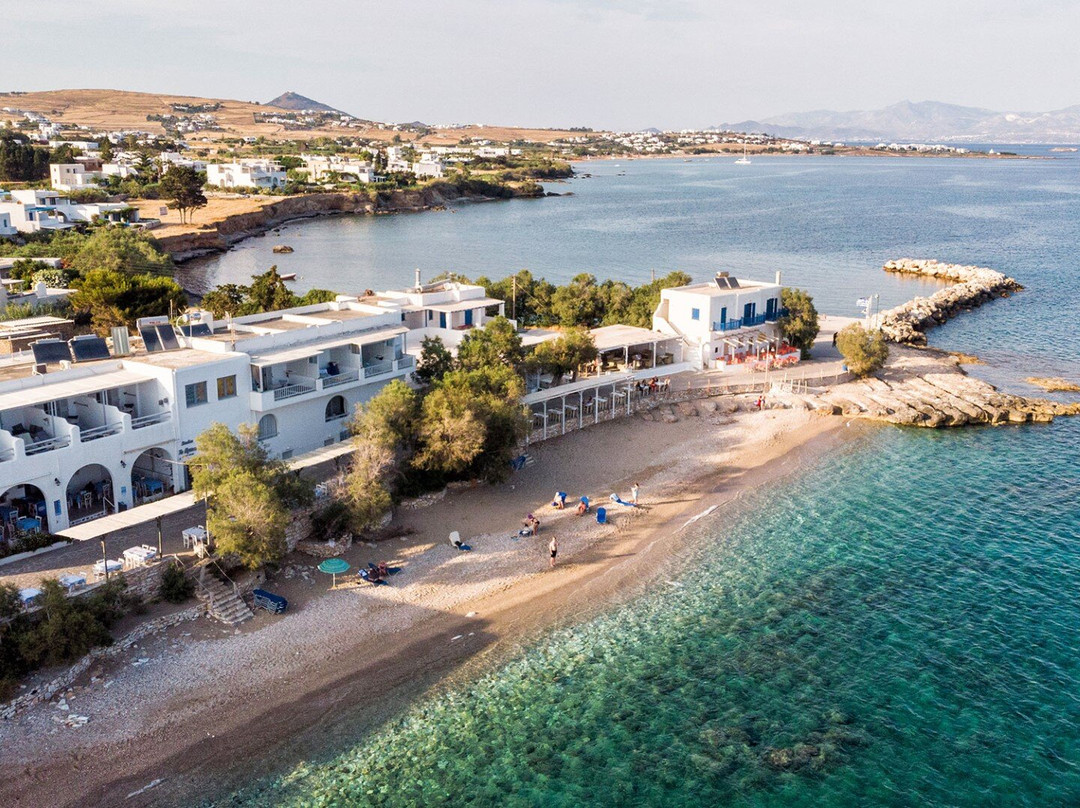 Blue Waves Suites & Apartments To Kyma主图