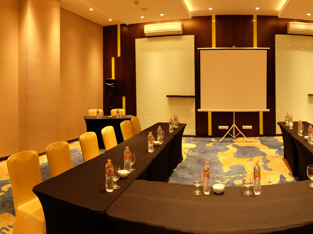 Midtown Hotel Samarinda主图