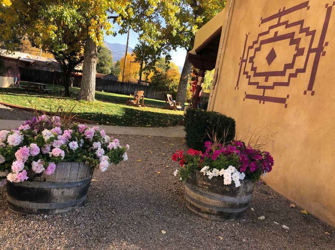 El Pueblo Lodge主图