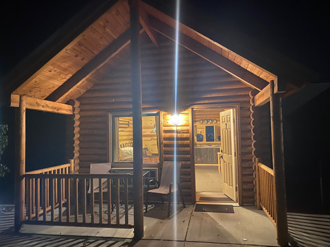 Countryside Cabins主图