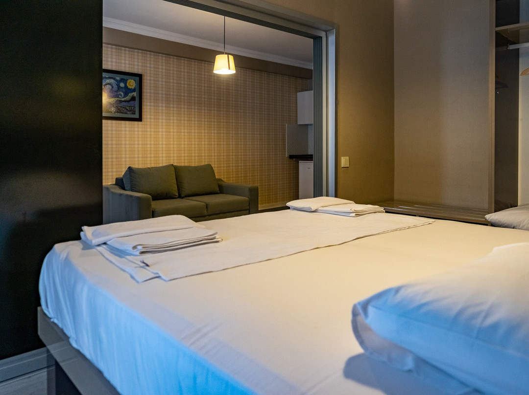 Maidos Suites