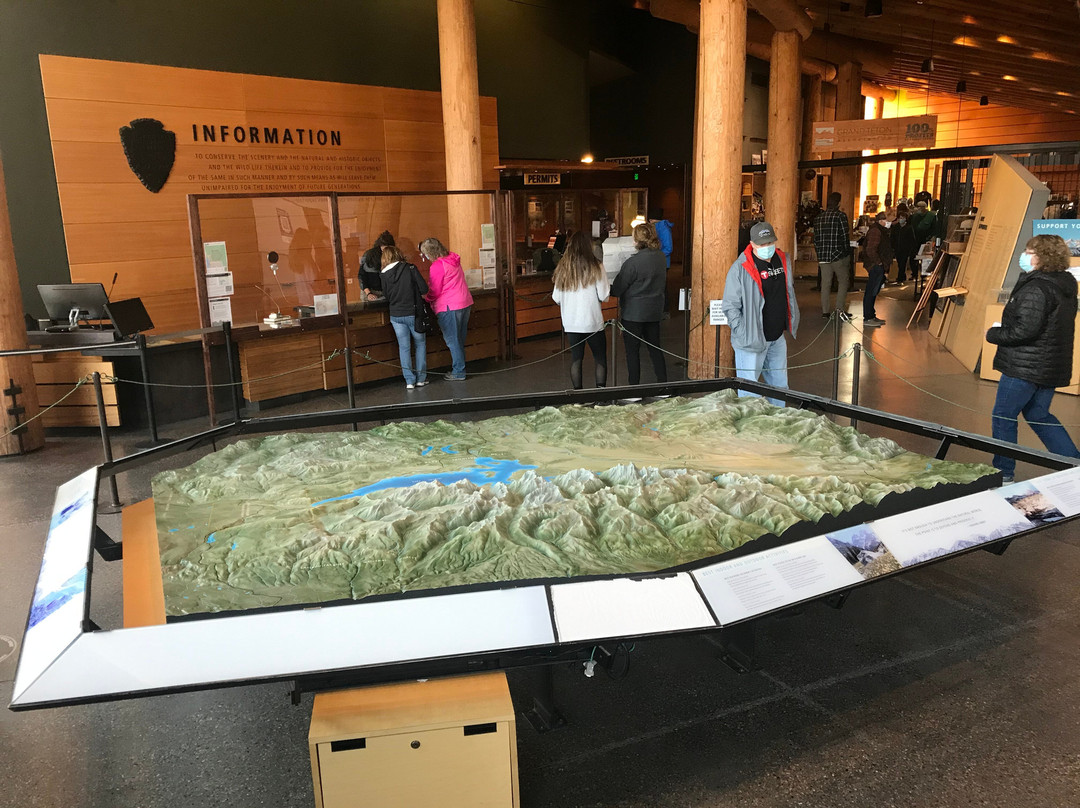 Craig Thomas Discovery & Visitor Center in Moose-大提顿国家公园必去景点