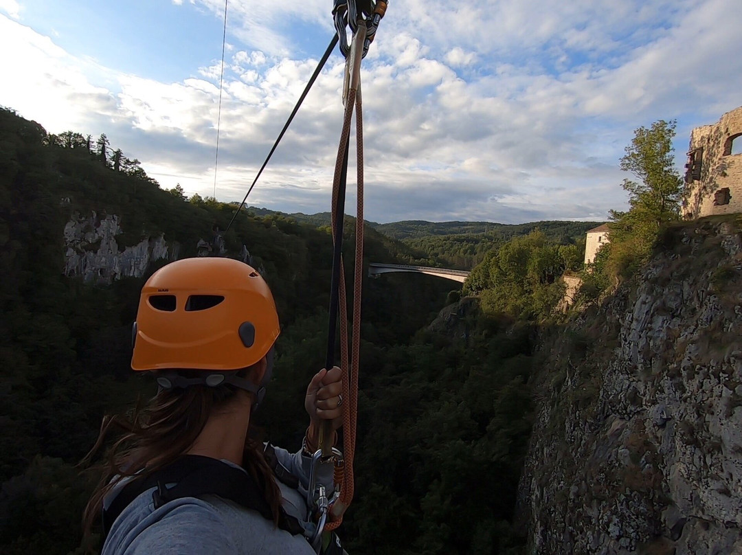Zip Line Pazinska Jama-Pazin必去景点