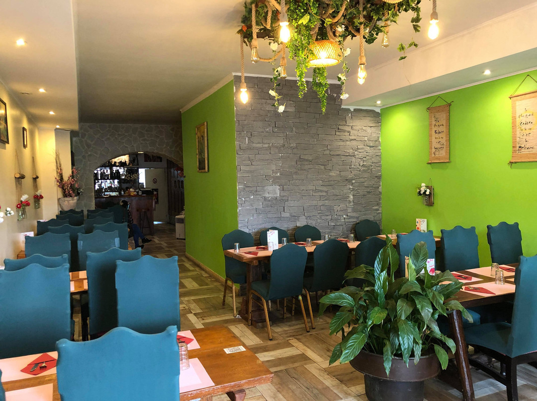 萨朗什餐馆和美食-Viet Thai Resto