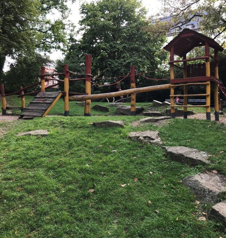 Spielplatz Am Longoliusplatz-Hof必去景点