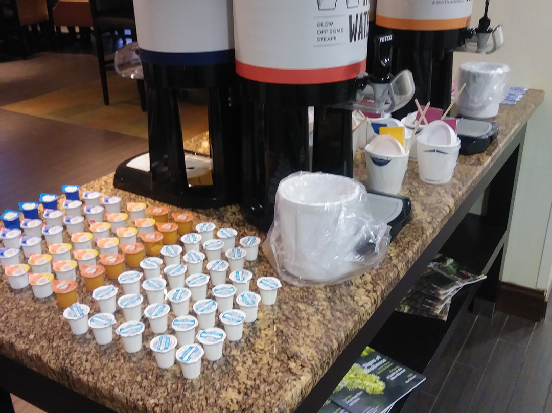 Hampton Inn Clifton Park主图