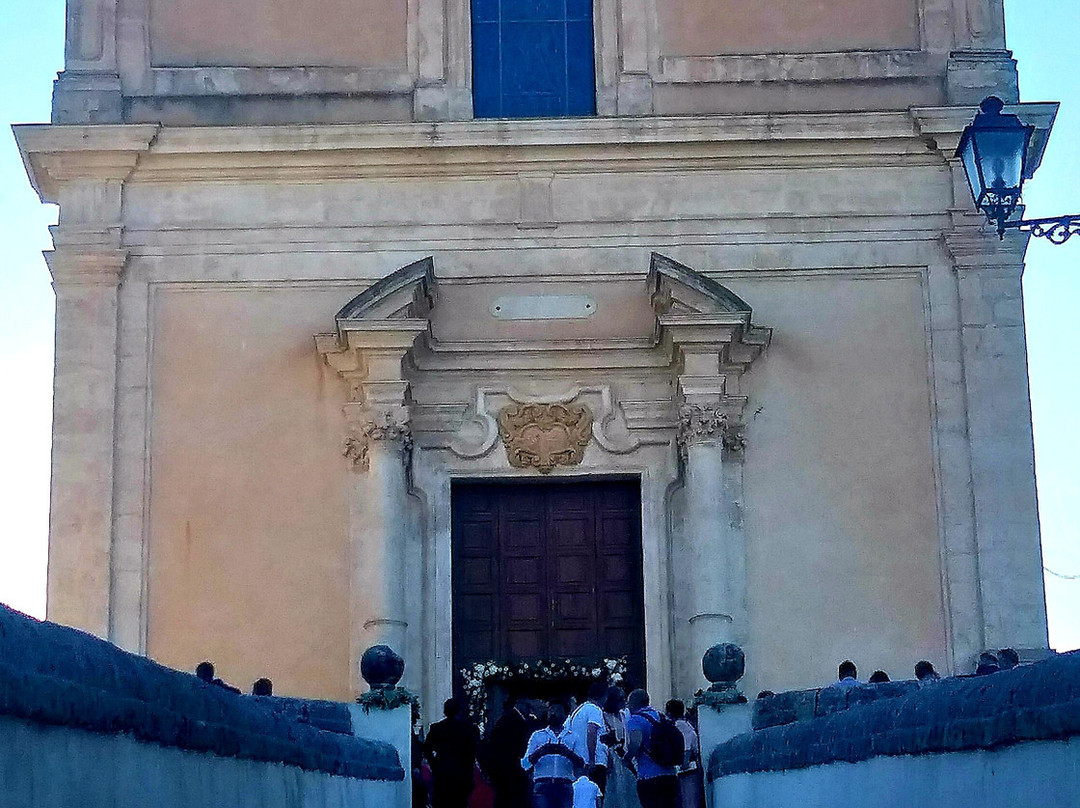Santuario della Madonna del Monte景点图片