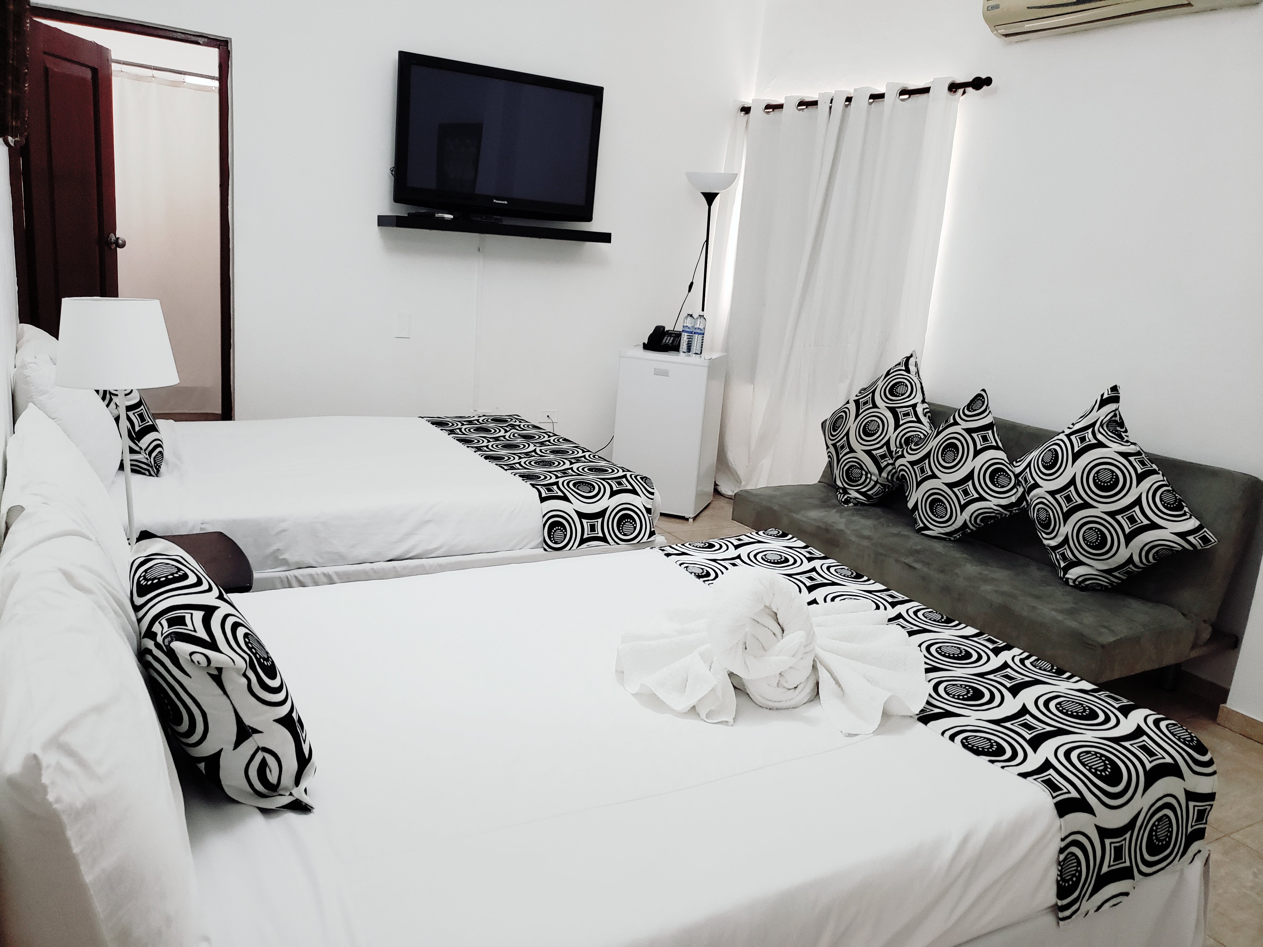 Hotel Caribani-官方