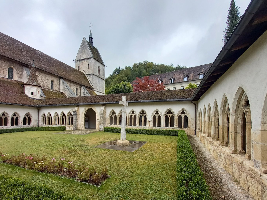 Cloître de St-Ursanne-Saint-Ursanne必去景点