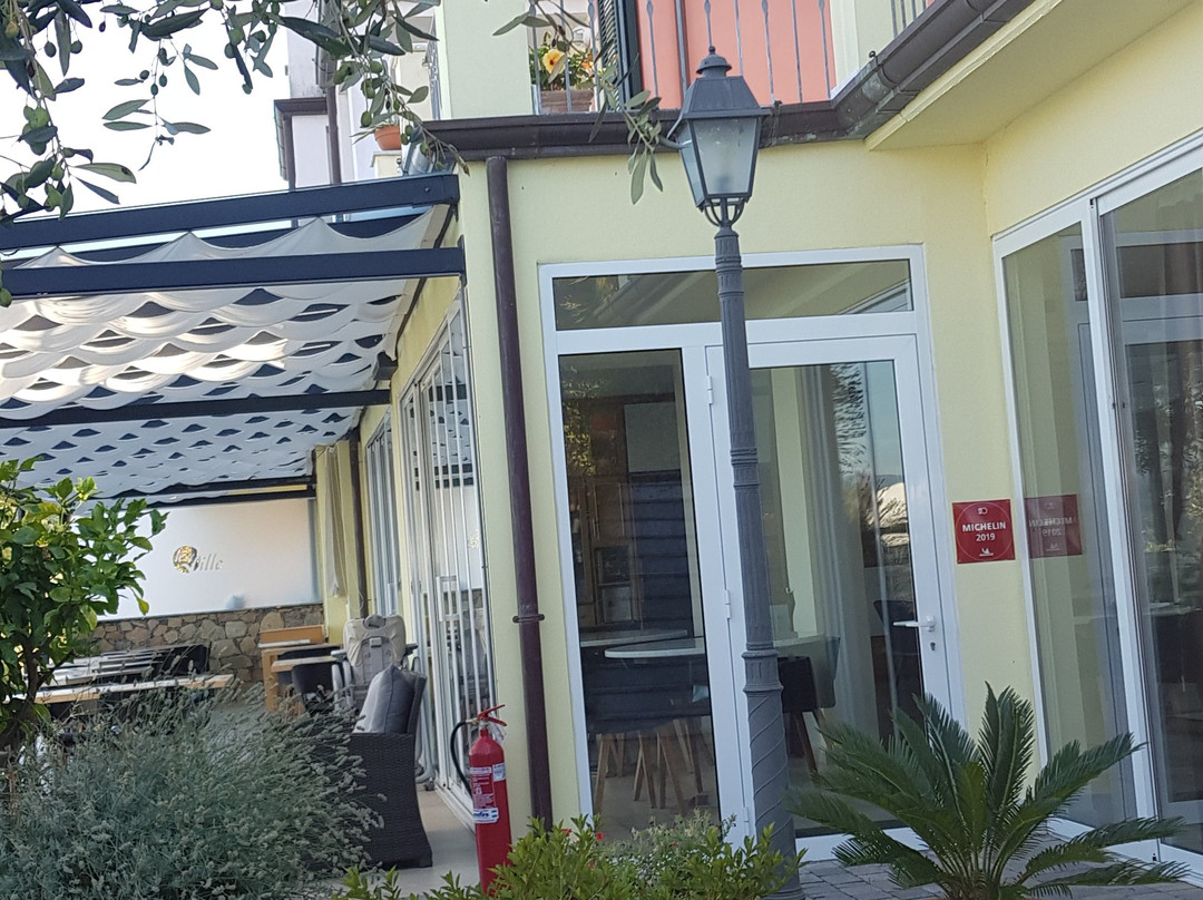 Hotel De La Ville Relais主图