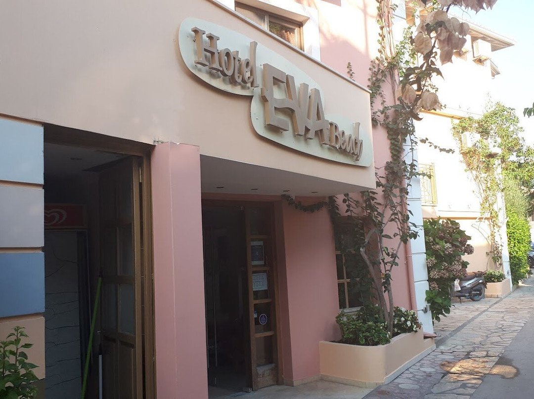 Eva Beach Hotel主图