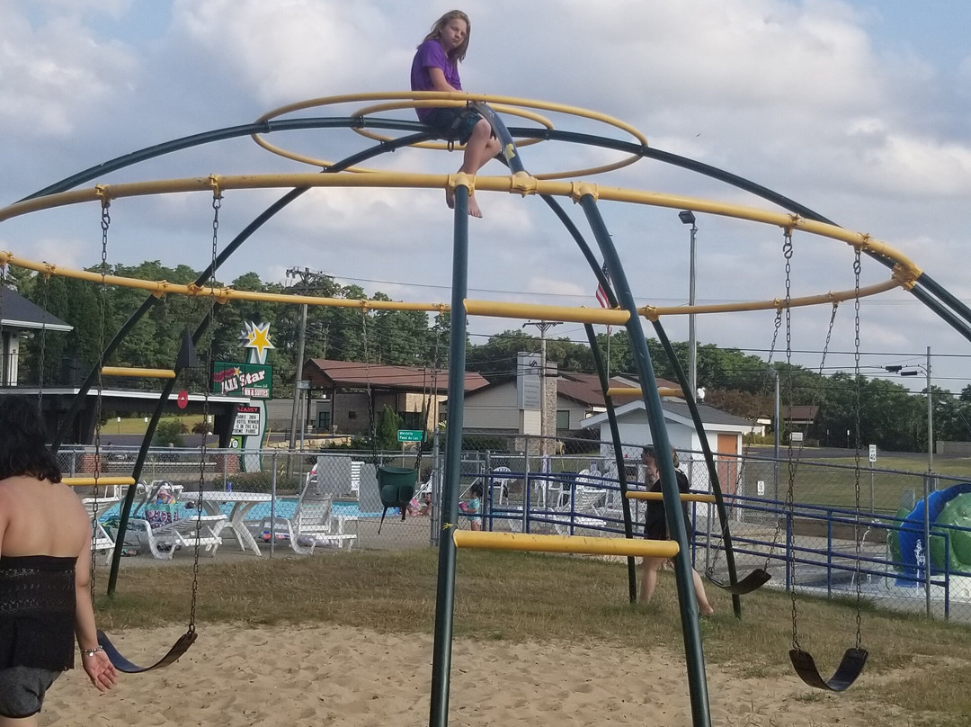 All Star Inn & Suites主图