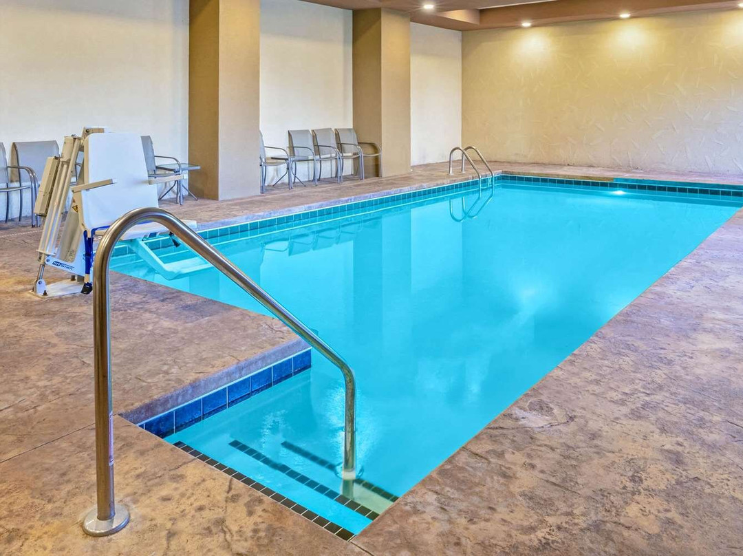 La Quinta Inn & Suites by Wyndham Guthrie主图