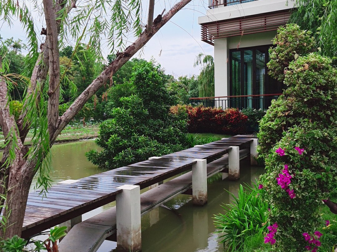 RK Riverside Resort & Spa主图