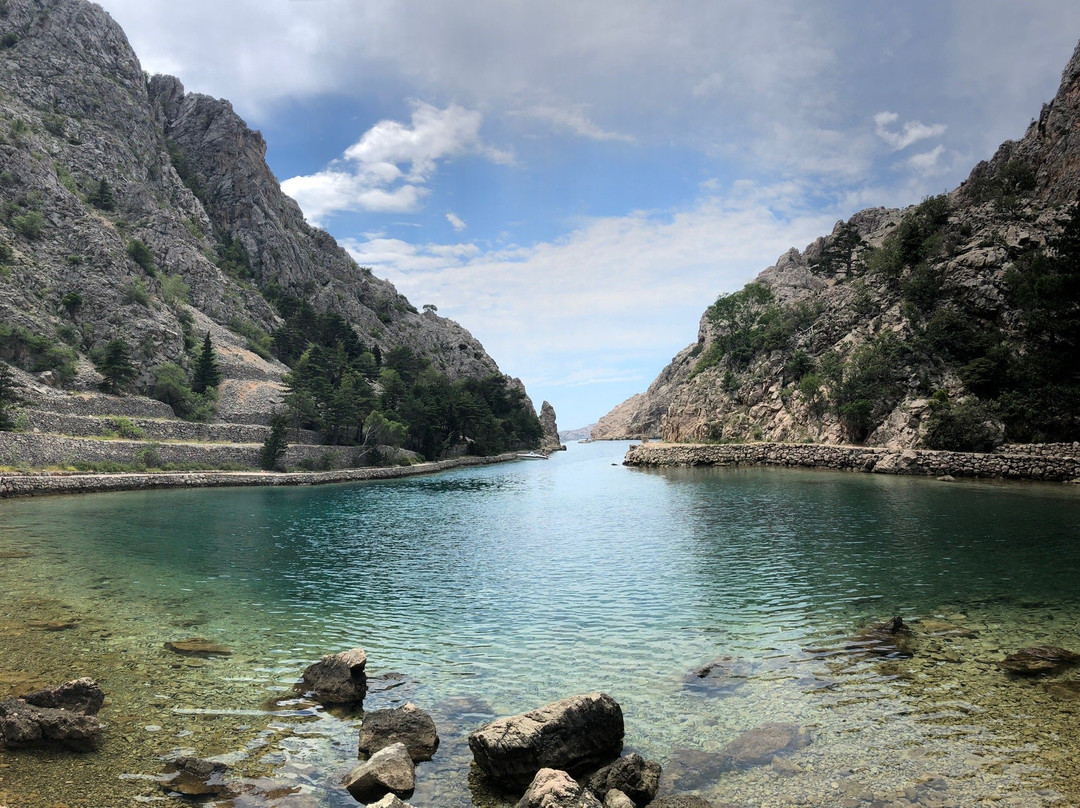 Uvala Zavratnica景点图片